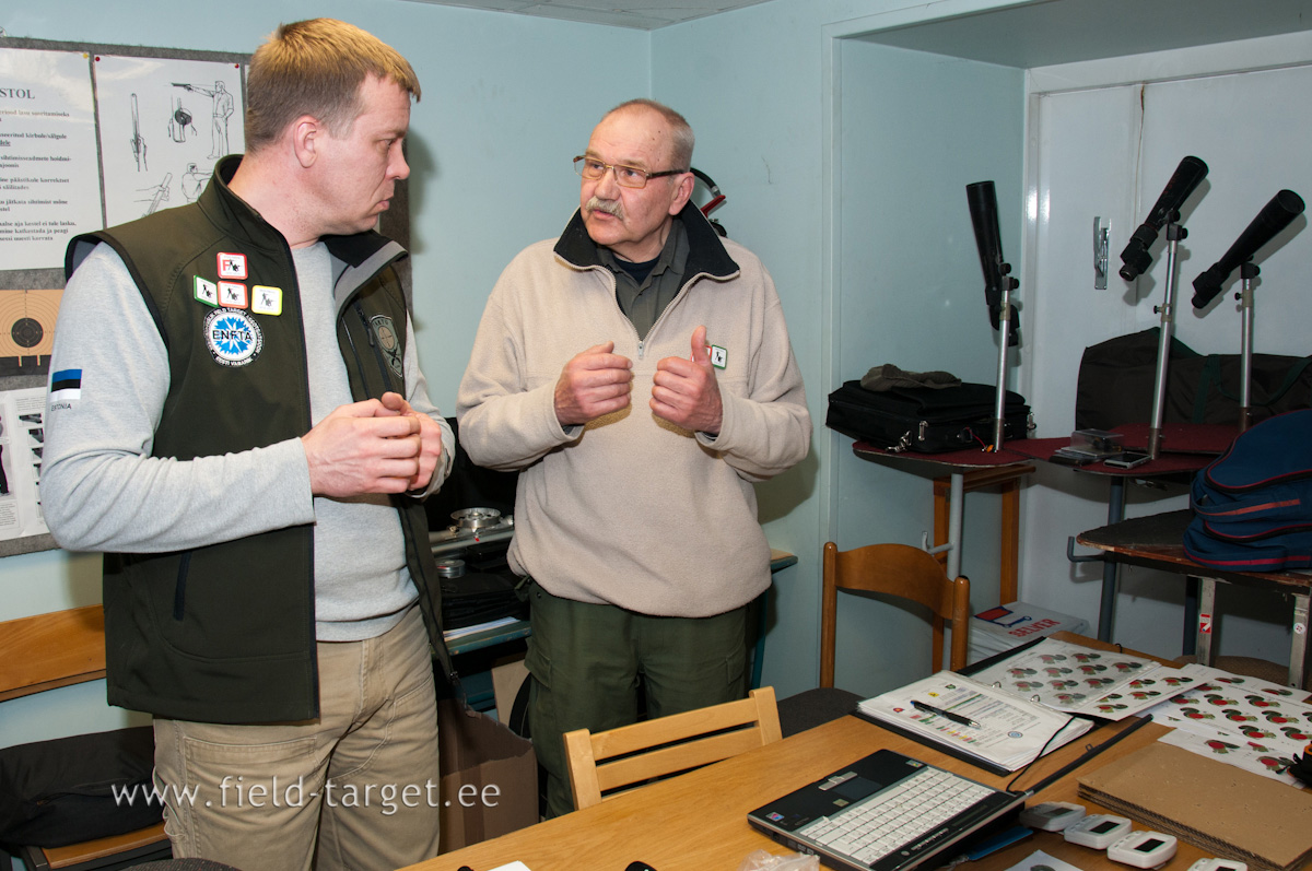 Others dicussing the first results and possible developments